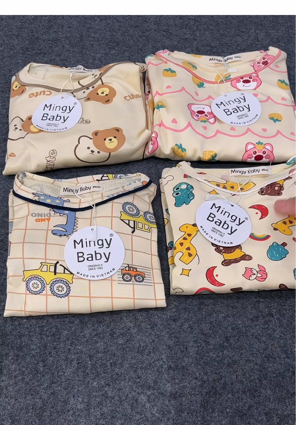 Set đồ bộ áo tay dài quần dài cho các bé #review #xuhuong #xuhuongtiktok #pijama #pijamachobe #mebimsua #mevabe #nguyenthuyhongngoc 