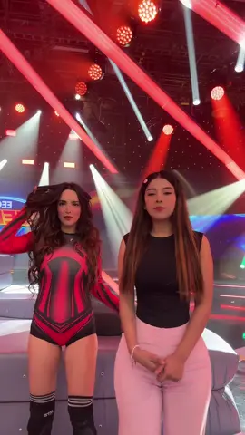 Con la bonita @zullyy🐱  