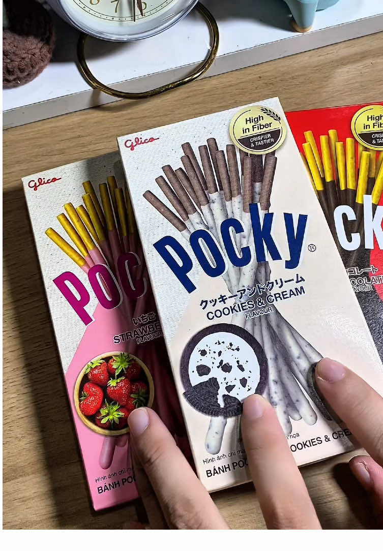 Bị nghiền pocky, có nhiều vị để thử nha 🤤😋😋 #xuhuongtiktok #trending #trendingvideos #mukbang #pocky 