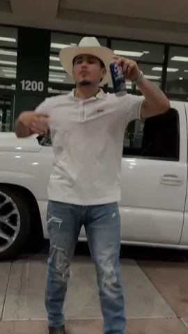 Seremos venados ? 🥺 si me siges en insta te invito a bailar 🖤