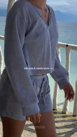 my fave terno!! #terno #comfyoutfits #comfyterno #sweatshirt #outfit #fashion #recommendations #tiktokph #budolfindsph #budolfinds #fyp #creatorsearchinsights 