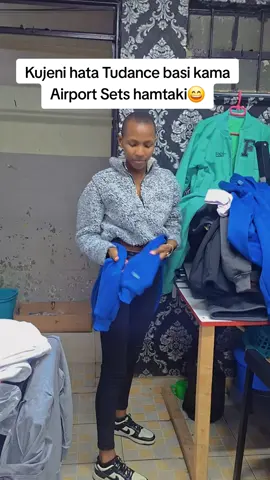 #fypppppppppppppp #fypシ゚ #airportootd #d_ottiey #clothingbrand #airportoutfit #royaltywearke #airportoutfitinspo #royaltywear045 #feel254 #fyppppppppppppppppppppppppppppppppppp 