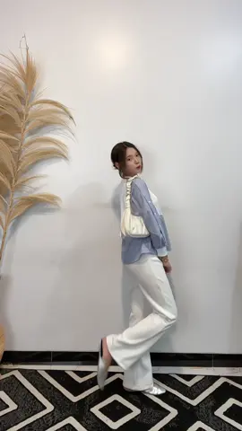 Mau blouse bahan scuba? Ambil maulida😍🤩#fyp #4u #zxycba #OOTD #atasanwanita #blouse #bigsizefashion #maulida 