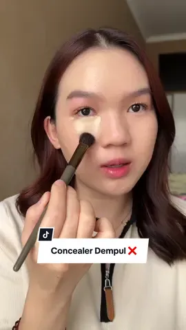 ini hanya tips aku aja yah guys!!!! 🩷 kalau kalian suka pake concealer banyak & keliatannya bagus di kalian, lanjutkan 🏃🏻💨 no problemo corrector yg bisa aku sarankan: • the saem • haruhaqa • mother of pearl