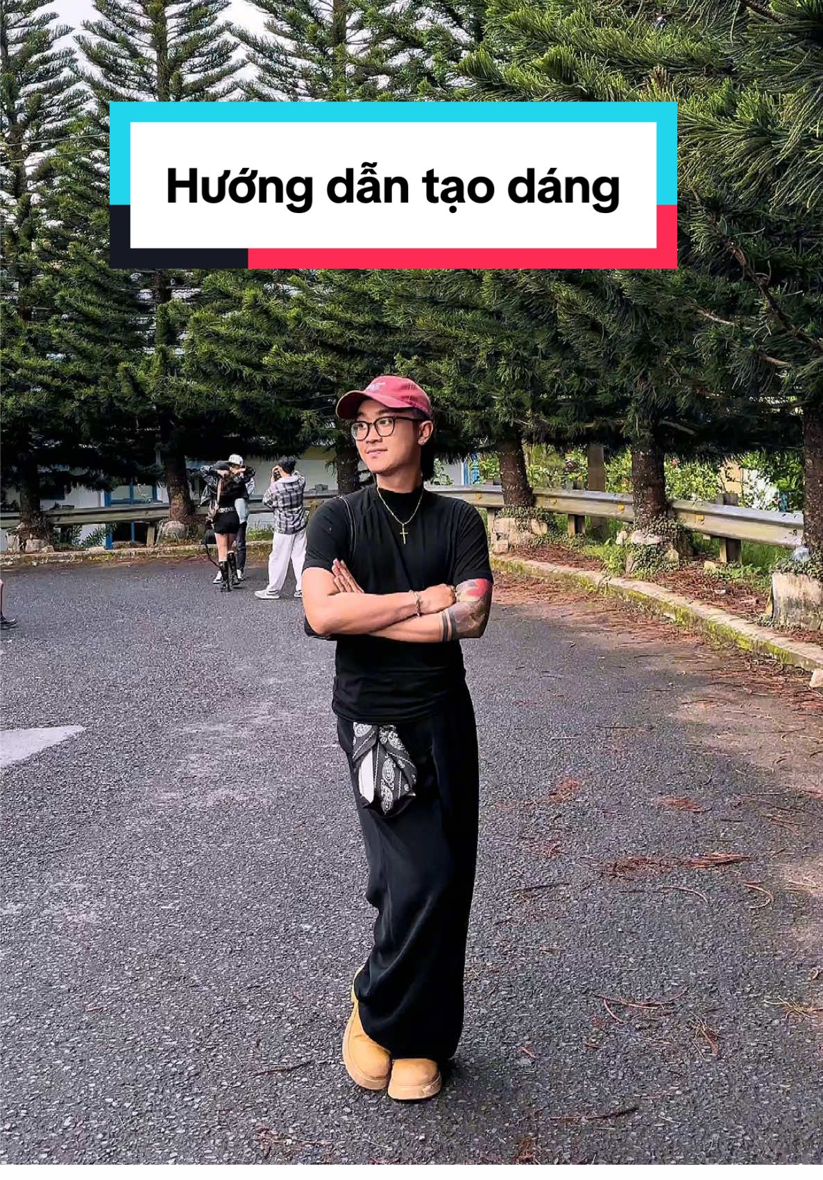 Hướng dẫn tạo dáng chụp ảnh cho nữ ờ đường Hàn Quốc  #thochupanhdalat #taidalat #chutaichupanh #xuhuong #taodangchuphinh #dalat 