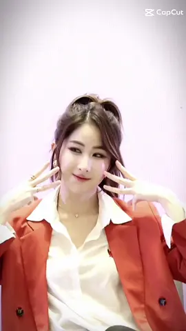 màu đỏ chứng tỏ vịu ơ 🤭🤪 #yoko #yobie #yokoapasra #fayeyoko #blanktheseries #viral #fpy #gl #xuhuong #xuhuongtiktok #capcut #couple @apasraa 