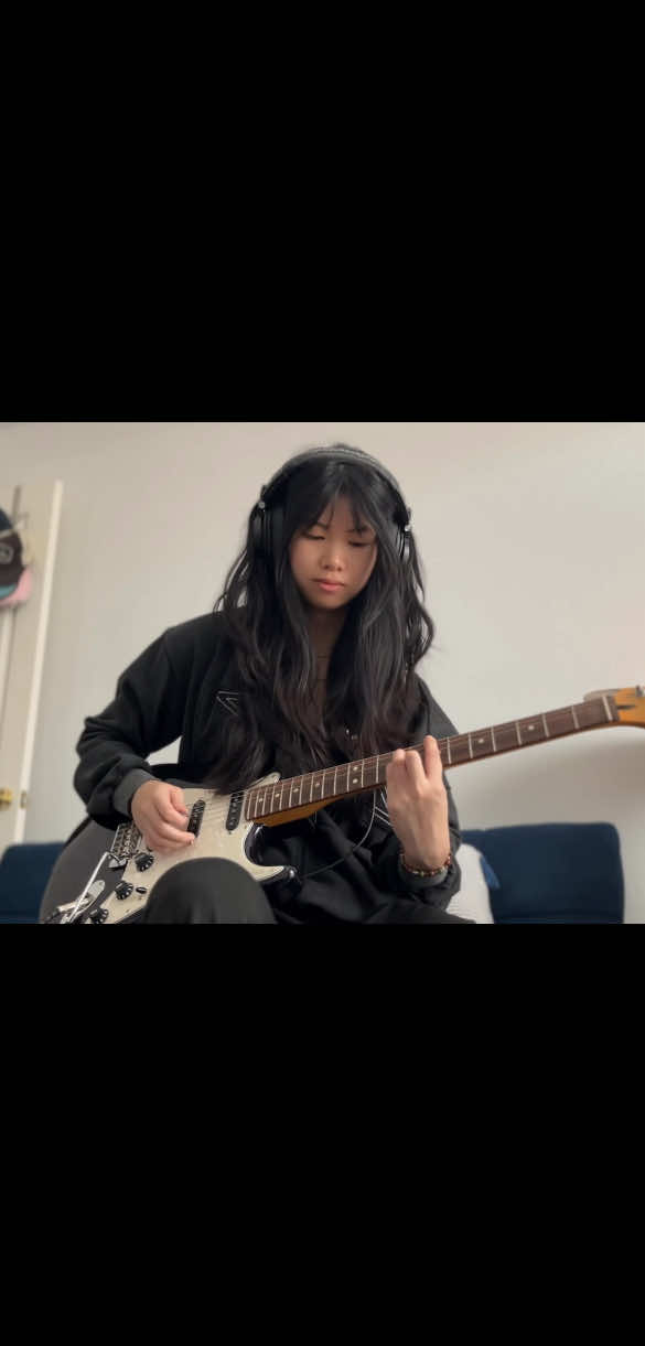 full video on my YouTube @ChristinaTraine! #505 #arcticmonkeys #electricguitar #guitarcover #guitartok #fy 