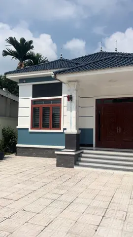 Mẫu nhà cấp 4 mái Nhật nổi bật với mái nhà cân đối, đơn giản nhưng không kém phần tinh tế #nhacap4 #nhamainhat #nhahiendai #xaynhatrongoi #xaynha #nhadep2025 