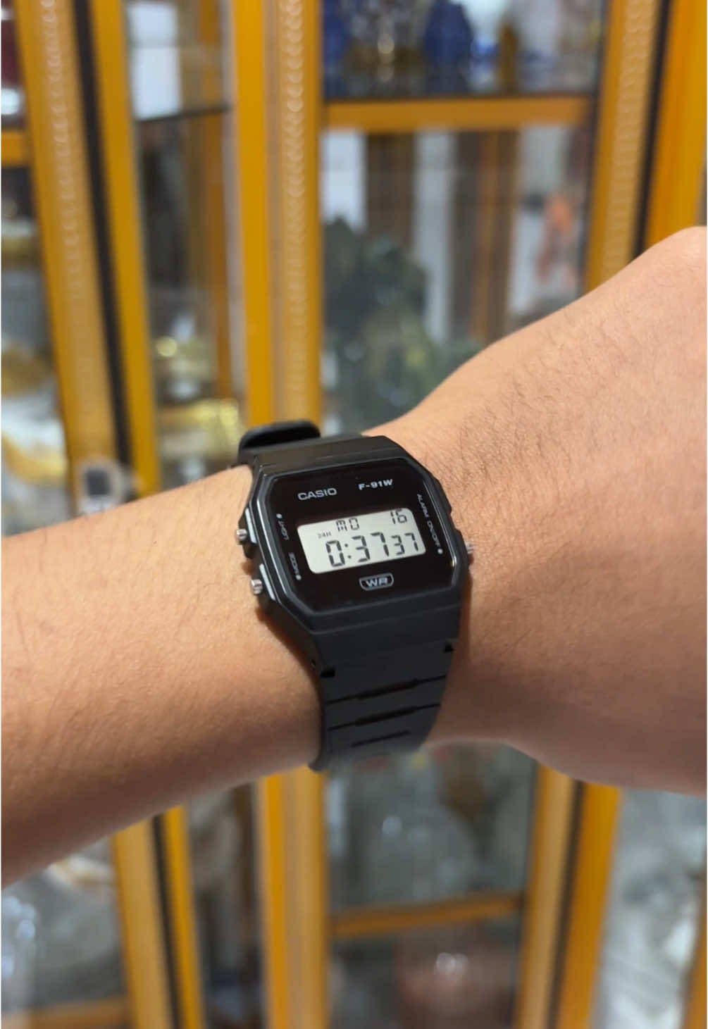 Jam tangan Casio F-91W #jamtangan #jam #casio #casiowatch 