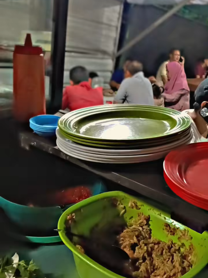 bismillah😊 #lamongan #pecel #pecellele #penyetan darjo cobek #usahasendiri #bisnisanakmuda #bismilahfyp #lewatberanda #sorotan #wonosobo24jam #wonosobo #semarang 