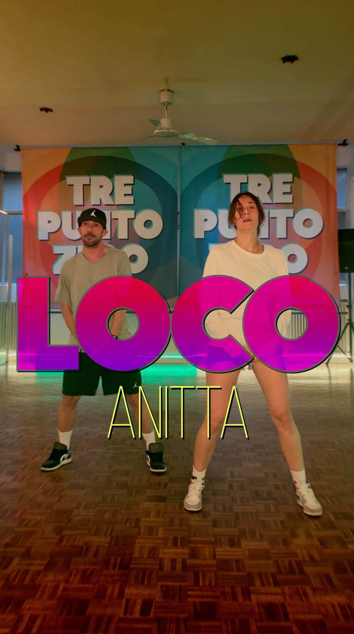 🎵 Loco by @Anitta  🕺 #choreo by @paolinorocchi  👯‍♂️@Federica @paolinorocchi 👟 #studio @trepuntozerodance  #trepuntozero #shareyourmoves #trepuntozerodance #loco #anitta #dance