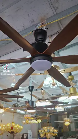 hàng  loại 1 động cơ  lõi  đồng   chạy  êm mát  có  chế  độ tiếp  kiệm  điện   sử dụng  6 cấp  độ  gió  động cơ  lõi đồng 