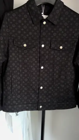 Smart ဖြစ်ဖို့အတွက် LV Jacket လေးရောက်ပီနော် 🔥🔥#09260270491  Viber #ps #psshoe #psfashionshop #ဘီးလင်းမြို့ 