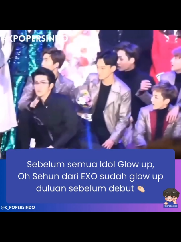 Salfok semua langsung ngeliatin Sehun pas lewat saking cakepnyaa 😍 . . cr. hunshixun #Sehun #OhSehun #EXO #EXOL #korea #kpop #kpopers #kpopersindo #k_popersindo #kpopersindo_EXO