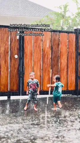 main hujan di sore hari pulang” di marahin emak,i miss that moment #fyp #masakecilbahagia #rainvibes #yanghidup#branda 