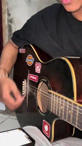 aku bisa tanpamu #akubisa #felanela#gitar #coverlagu #tes #ref #fypp #masukberandafyp #4u #liriklagu #fy #foruyou 