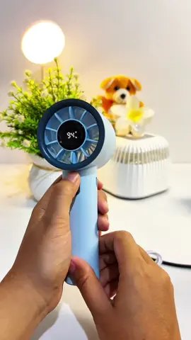 ih birunya cakeppp #kipasmini #kipasportable #kipasminiportable #kipasminiturbo #fyp #viralvideo #viralditiktok 