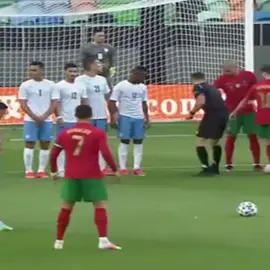 KABOOM 🇵🇹 #viraliza #fyp #foryou #foryoupagе #foryourpage #fypシ #viral #fypviralシ #football #footballtiktok #fifa #cristiano #ronaldo #portugal🇵🇹 