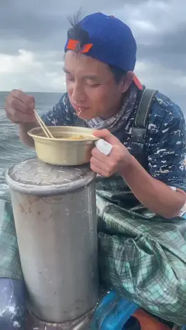 toàn mì tôn thế lày..#nguoiviettaihanquoc #e9hanquoc🇰🇷 #biểnhanquoc 