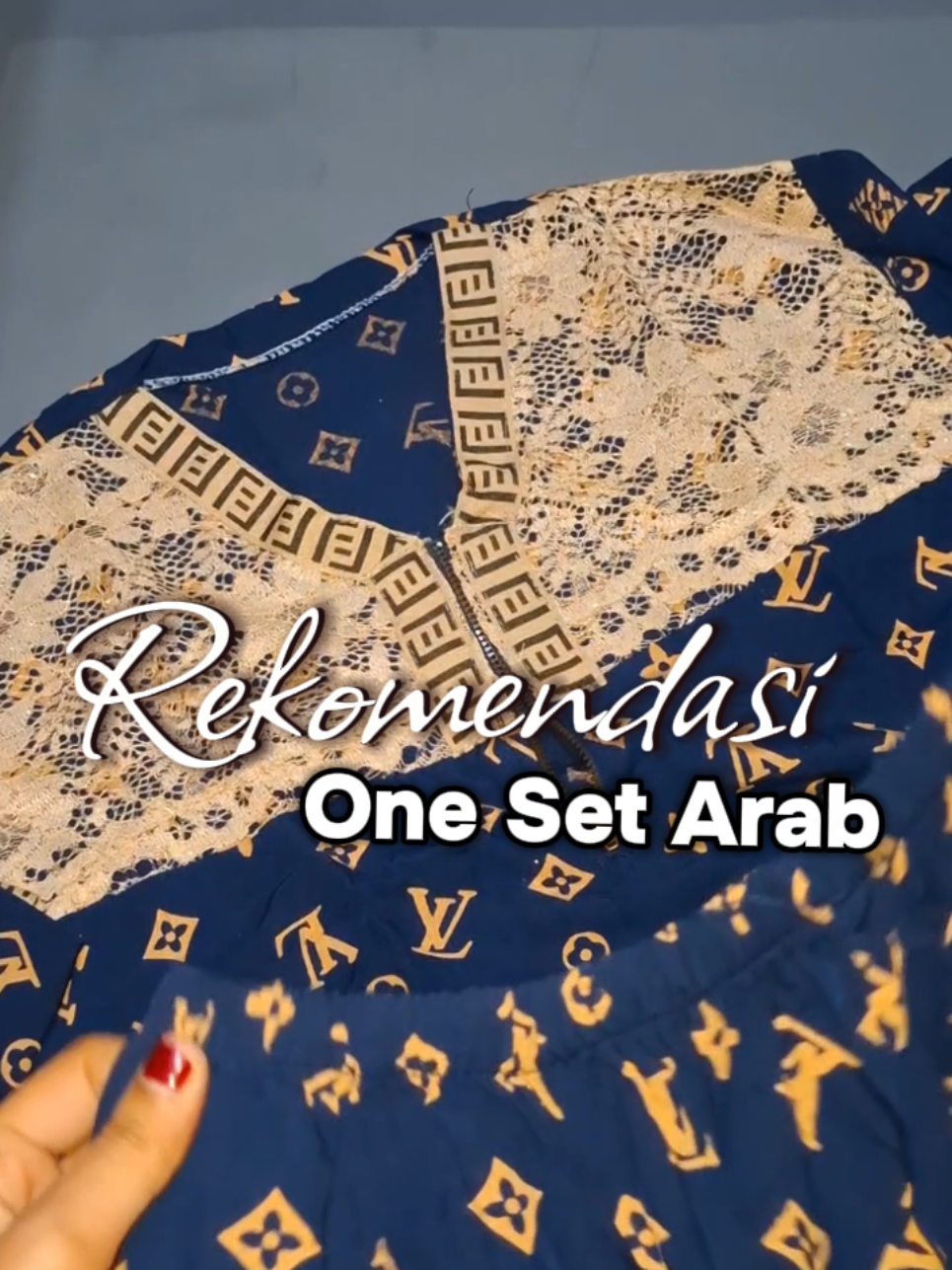 nyaman bgt suer 🥰 #onesetmurah  #setelanwanita #piyamaarabrenda #setelanrayon #setelandewasa 