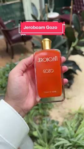 عطر Jeroboam Gozo هو أحد إبداعات دار Jeroboam الفرنسية، ويتميز بقوة حضوره وتركيبته الغنية التي تمزج بين الطابع الشرقي والزهري بطريقة مغرية ولافتة. #poone #عطر_نيش 