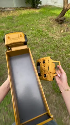 รถบรรทุก12ล้อทั้งใจจ 💨👀 #รถบังคับ #รถบังคับวิทยุ #รถบังคับสเกล #ของเล่นรถบังคับ #รถบังคับก่อสร้าง #รถบังคับ 