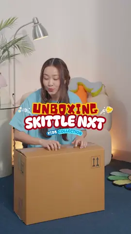 Long Weekend is coming! American Tourister punya koleksi Skittle NXT yang cocok banget buat nemenin perjalanan si Kecil! Selain designnya yang gemes, fungsinya juga oke banget!  Mulai dari kapasitas luas, 2-point locking system, sampai 2-way webbing leash yang bikin bawa barang makin nyaman✨​ Let’s go checkout sebelum pergi liburan~​ #AmericanTouristerID #SkittleNXT #Skittle #KidsLuggage #Koper #Luggage #travel #OOTD #fyp