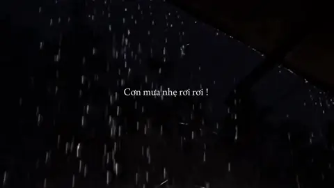 Em đã rời xa tôi ! #lyrics #trucanh2004 #fyp #tamtrang 