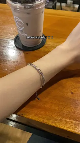 Loveeetttt!😍 #fyp #silverbracelet #silverjewelry #tiktokfinds #budolfinds #tiktokaffiliate #engagementisthekey #giftideas 