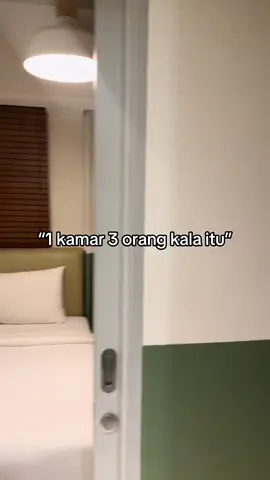 jdi inget pas malem” rebutan siapa yng mau tidur sendiri #jakarta #hotel #hotelosakapik2 #fypage #studytour #kangen #fy 