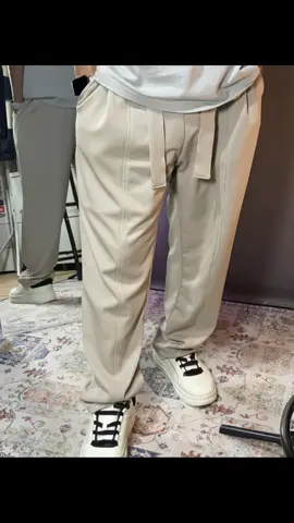 Celana baggy loosepant unisex secakep ini belum di checkout? Coba cek deh keranjang  kuning kalian dapat harga berapa #baggypants #CelanaRibKnit #CelanaUnisex #CelanaOversize #StyleKekinian 