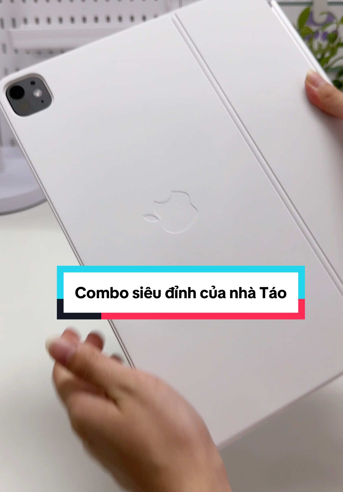 Combo đỉnh của đỉnh ạ iPad Pro M4 13inch + Magic keyboard #ipad #ipadprom4 #ipadpro #duhocsinhduc🇩🇪🇻🇳 #hoctienghan #duhocsinhnhatban🇯🇵🇻🇳 #magickeyboard #hoctienganh #banphim #banphimipad #blstore 