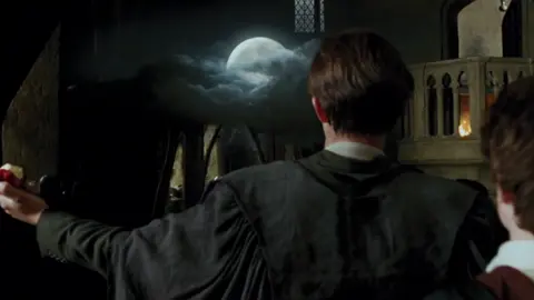 this is so basic but so nostalgic to me // #harrypotter #harrypotterandtheprisonerofazkaban #poa #harry #potter #maryonacross #maryonacrossghost #nostalgic #nostalgia #fyp #foryoupage #viral #xyzabc #edit #funimate #capcut @⚯͛ @giuu @ella !✩🐰𝜗𝜚 @isabella𝜗𝜚 @‧₊ m ᵎᵎ ⋅˚ ⭑ @⋆˚࿔ 𝐚𝐥𝐞𝐚𝐡 𝜗𝜚˚⋆ @els౨ৎ @coco ෆ™ @:p @noa @sillie lover!¡🐰🏹 @✰sophia✰ 