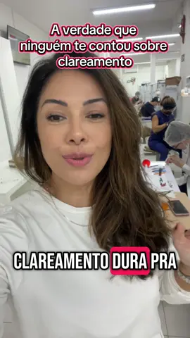 Clareamento dura quanto tempo? A verdade que ninguém te conta! #clareamentodental #Dentista #fyp #dracristianemoretti #dentistatiktok #odontologiaestetica 