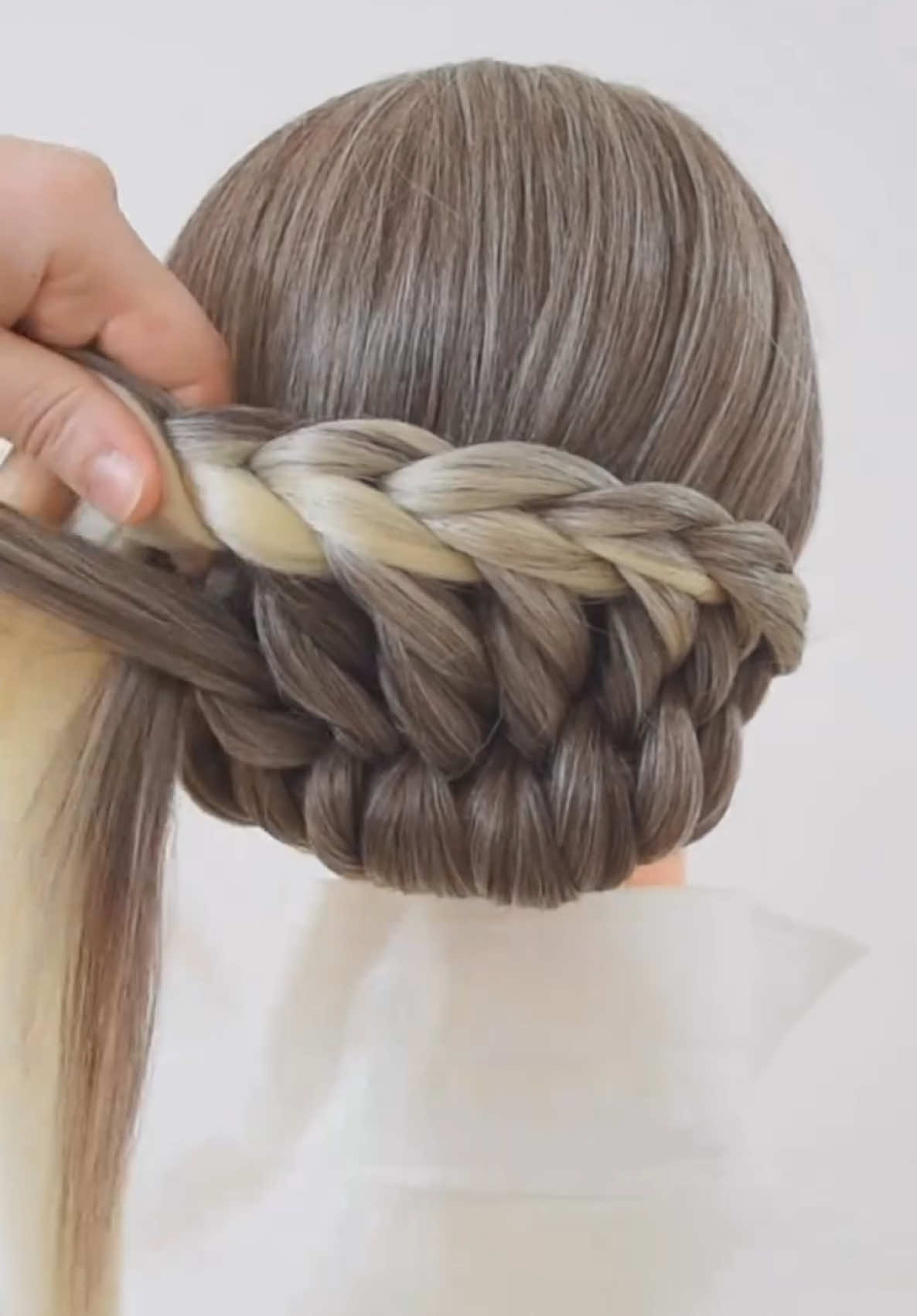 I 🩶 this Nice Summer braid style  #braidsformyhair #braids #hair #hairstyles #longhair #hairtok #hairvideos #summerhair #summertime #peinados #trenzas #trecce #acconciature #weddinghair #updo 