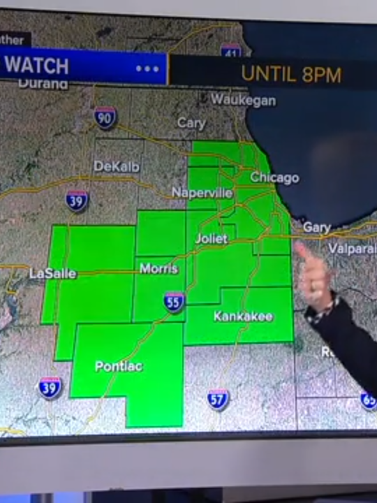 Several rounds of thunderstorms could hit the Chicago area on Wednesday. #chicago #weather