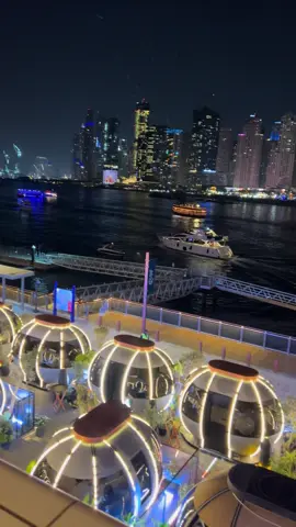 Million Dollar View💰  #dubai #trendingviral #tiktok #tiktokuae #dubaiblogger #night #dubainight #uae #tiktokuae #dubailife #wow #beautifulview 