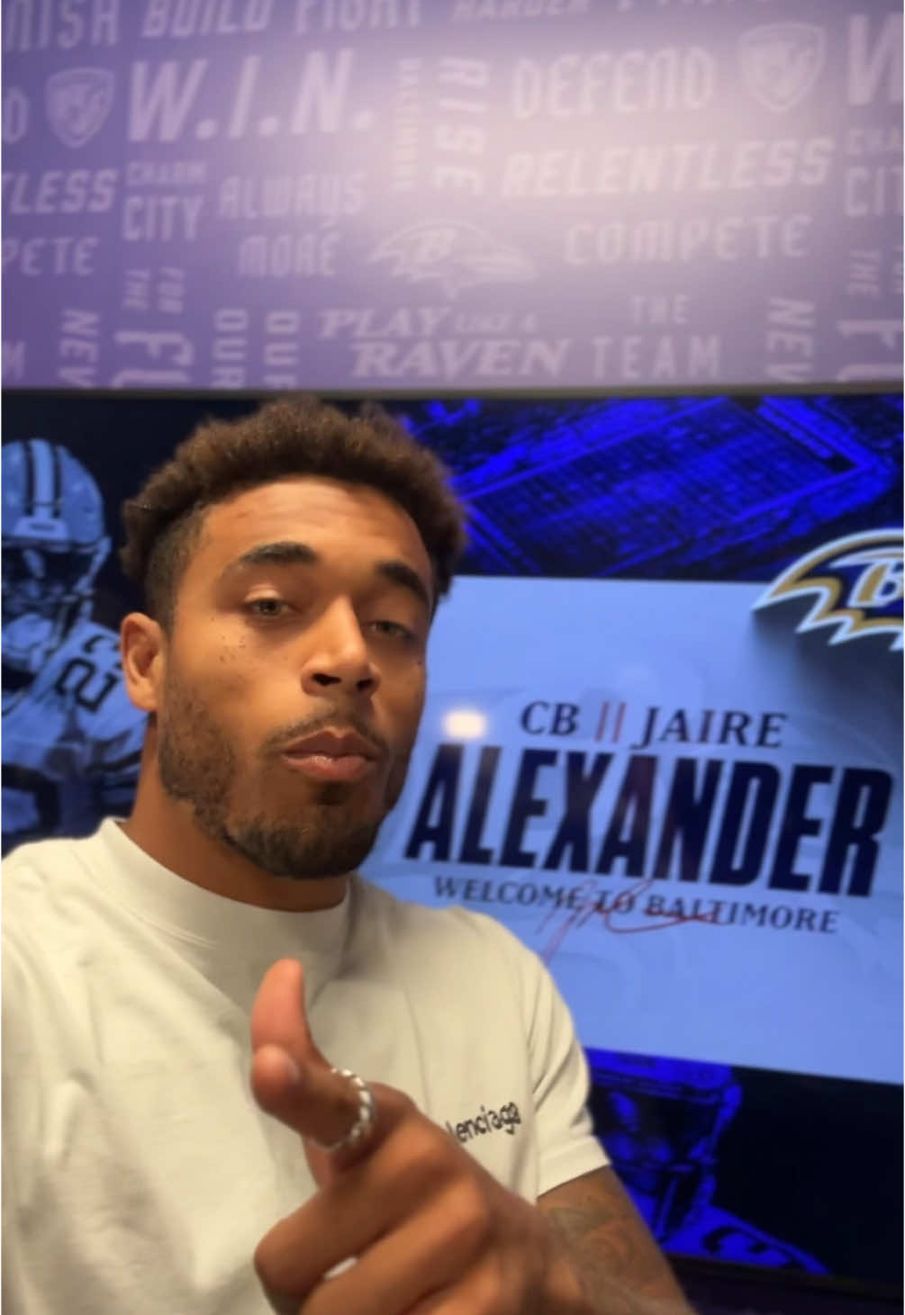 Jaire Alexander checking in 🔥 #jairealexander #ravens 