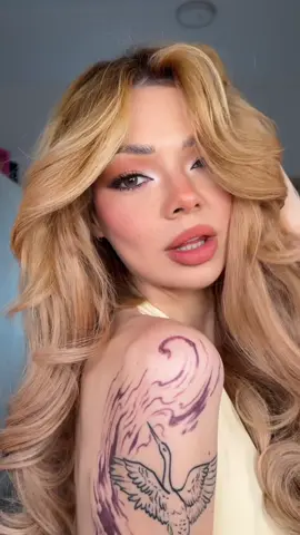 should I do a tutorial for this transition?  @Mirta Miler I’m obsessed. #makeuptransition 