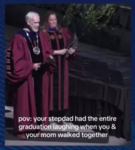can’t believe i never posted this 🤣 @danfreda @consignthatshine #graduation #collegegrad #funny #graduate 
