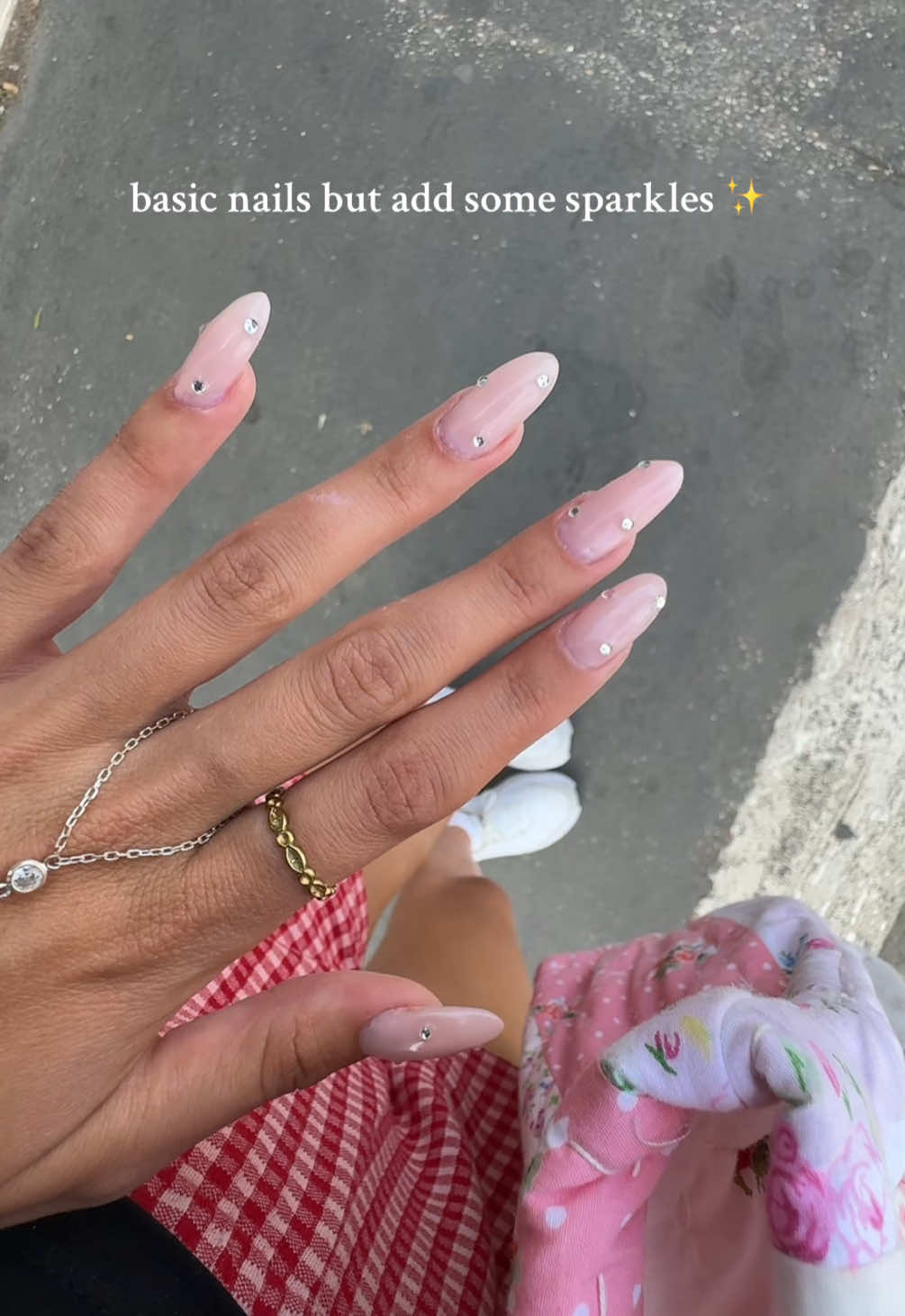 nail inspo for your feed #nails #nailinspo #collegegirl #studyabroad #sosnails #nailjewels #jewelnails #nailart #nailideas 