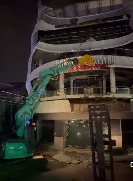 Vĩnh biệt Hàm Cá Mập , một chương mới tươi đẹp hi vọng sẽ mở ra !