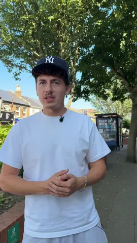 east and west molesey #surrey #porkpie #molesey #westmolesey #eastmolesey #charityshopping #charityshops 