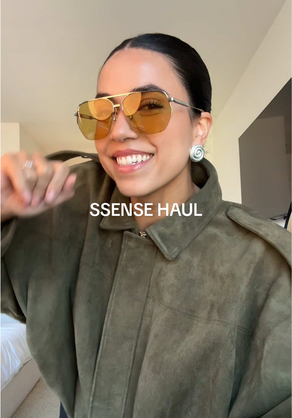 @SSENSE mini try on haul!! I am SO EXCITED with my new pieces!!!!!!! Linked in my bio in case you love them like i do ❤️‍🔥 @Jacquemus @New Balance  *gifted! #ssense #ssensehaul #sunglasses #newbalance #tryonhaul  #designerhaul 