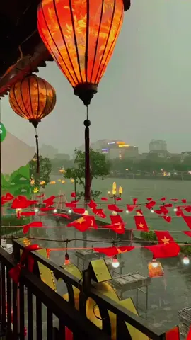 Phố Cổ Hoa Lư - Ninh Bình đón em bằng những cơn mưa nhưng vẫn đẹp 🥰 #traveltiktok #dulichvietnam #tiktok #xh 