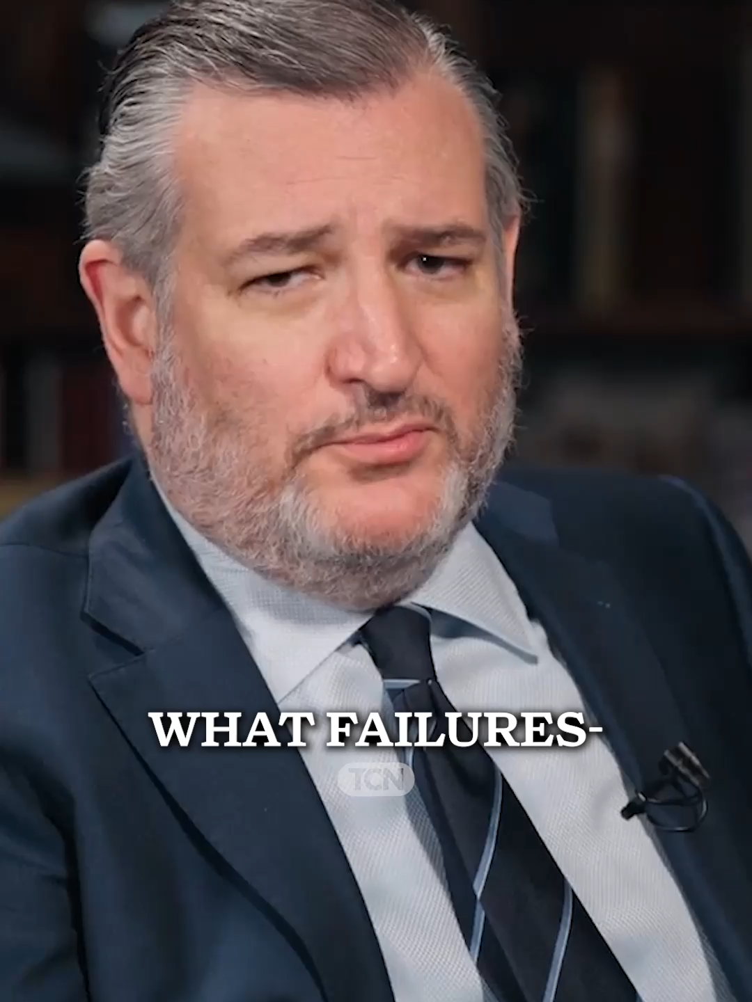 Tucker asks Ted Cruz to apologize for advocating for the failed war against Russia.