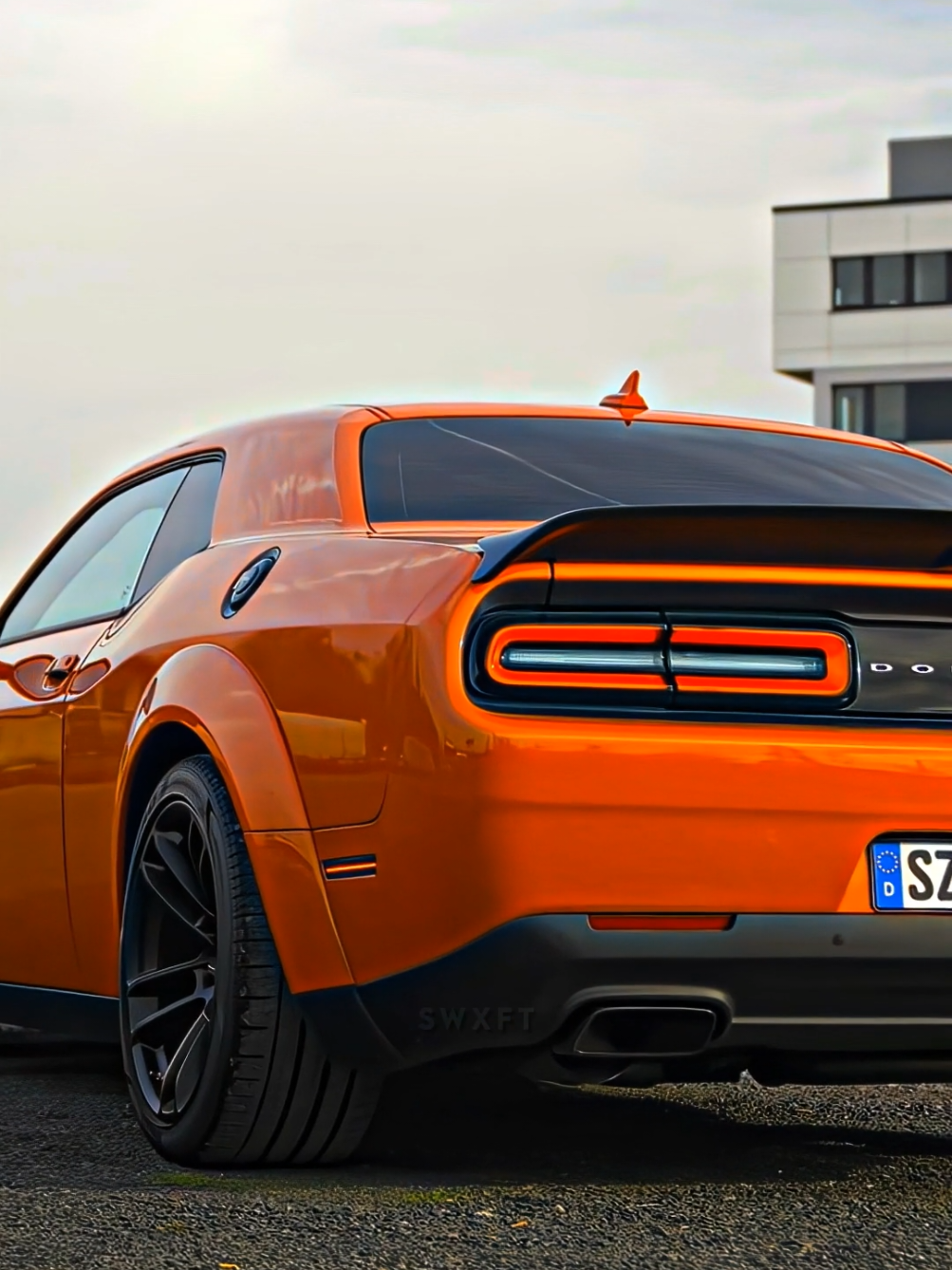 4K Hellcat 😎🔥 | 🎥: @runcornerfilms | #srt #edit #challenger #dodge #teamfx⚜️ #hellcat #swxft 