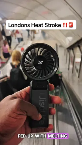 🔥 London’s heat is no joke — but this pocket fan is the cheat code. 🌀 19-hour breeze 🔋 Phone charger. 💡 Flashlight. 🚇 Beat the Tube sweat in style. ⚡ 54,000+ sold — don’t get left behind. 🎯 Tap the link.  Cool down 🥶 Stay winning 😎 #summerhack #tiktokmademebuyit #jisulife #london #fyp 