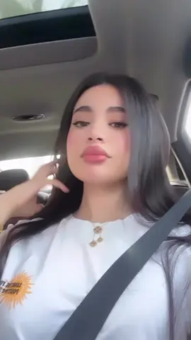 #gilrs #tiktok_girls #girls_style #mekeup #viral_video_tiktok #photo #fyp_tiktok #fyp #fyoupage #styletok #selfie 