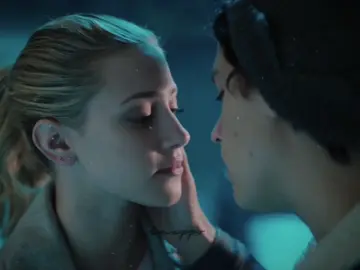 #BUGHEAD :: Thanks for the 21k likes on my last edit, and edited with my original language 🥹 :: { #lilireinhart & #colesprouse } Tags : @mara✿’ @𝒘𝒆𝒊꧂  @lily🦇  @lou  _____ #fyp #fypシ #fypシ゚ #fypシ゚viral  #fouryou #foryoupage #lilireinhart #bettycooper #bettycooperFBI #cole #jugheadjones #jugheadjonesedits #lilireinhartedits #colesprouseedits #agentcooper #jugheadjonesseason2  #bettycooperseason2 #riverdaleseason2 #riverdale #bettycooper #edits #editing #viral #loucppx #editors #riverdale 